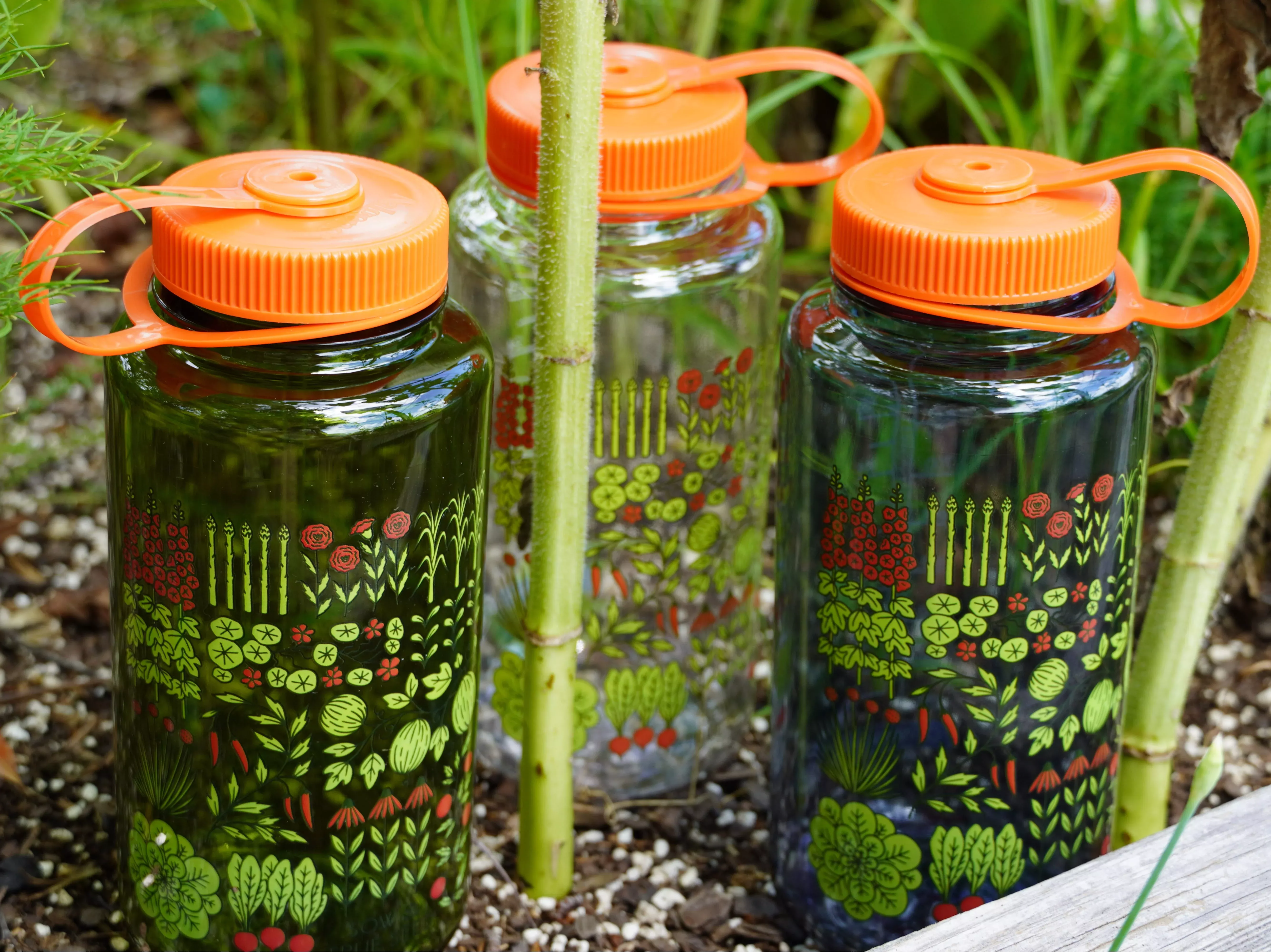 32 Oz Garden Quilt Water Bottle