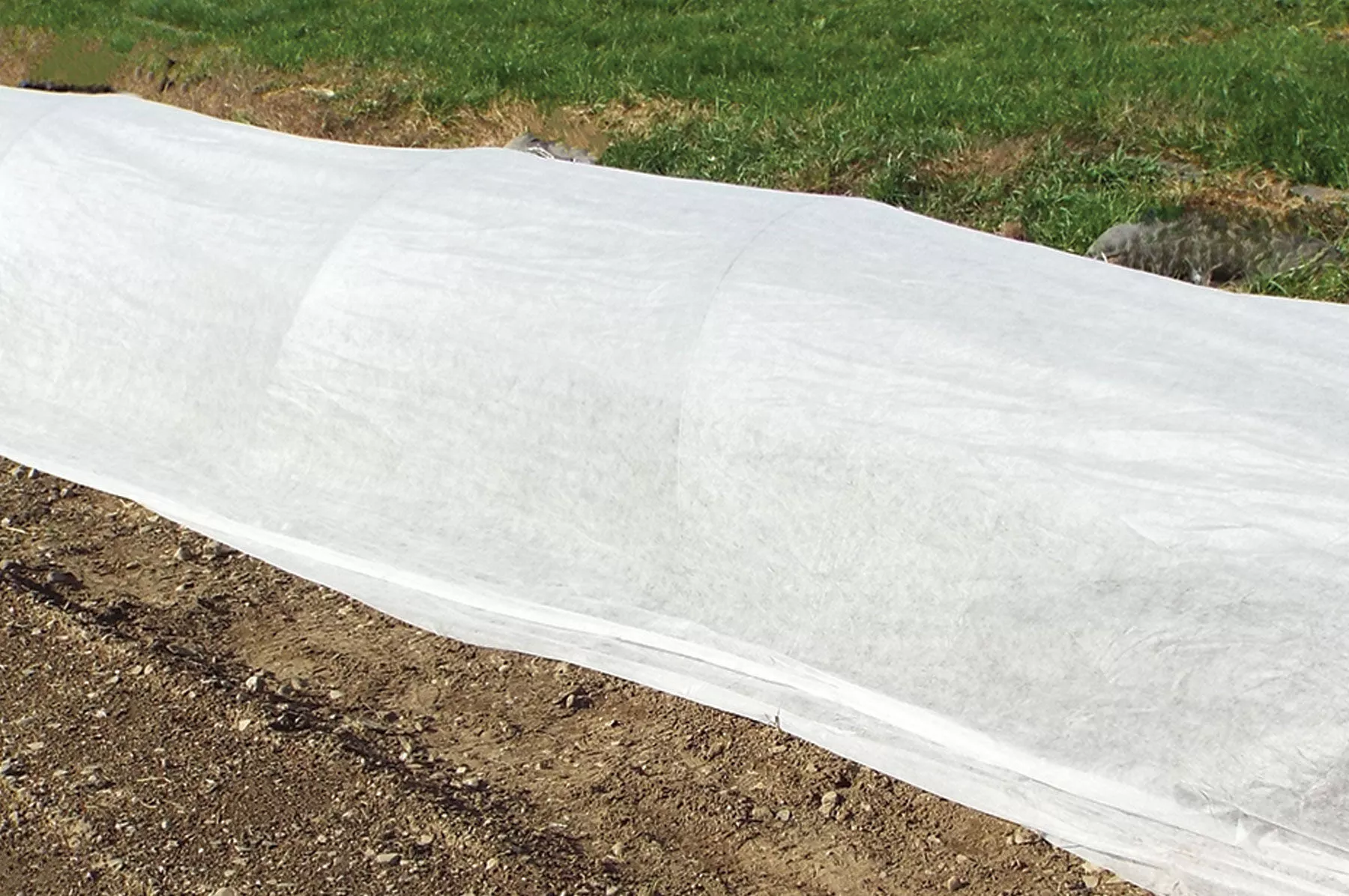 Johnny's DuraSpun 45 – 7' x 110' Insect Barrier