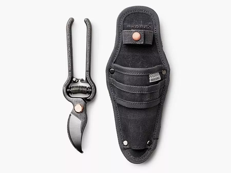 Pruner with Sheath